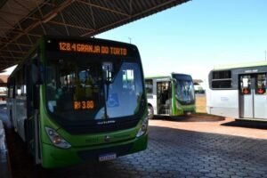 DF mantém tarifas de ônibus congeladas até 2026