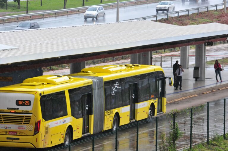 São Sebastião e de Santa Maria ganham novas linhas de ônibus