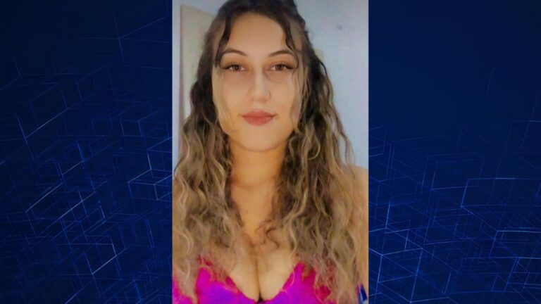 Mulher é assassinada a facadas na frente dos filhos no DF